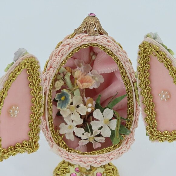 Vintage Handmade Embellished Real Egg Pink Painted Faux Flowers Pedestal Stand - Picture 3 of 16